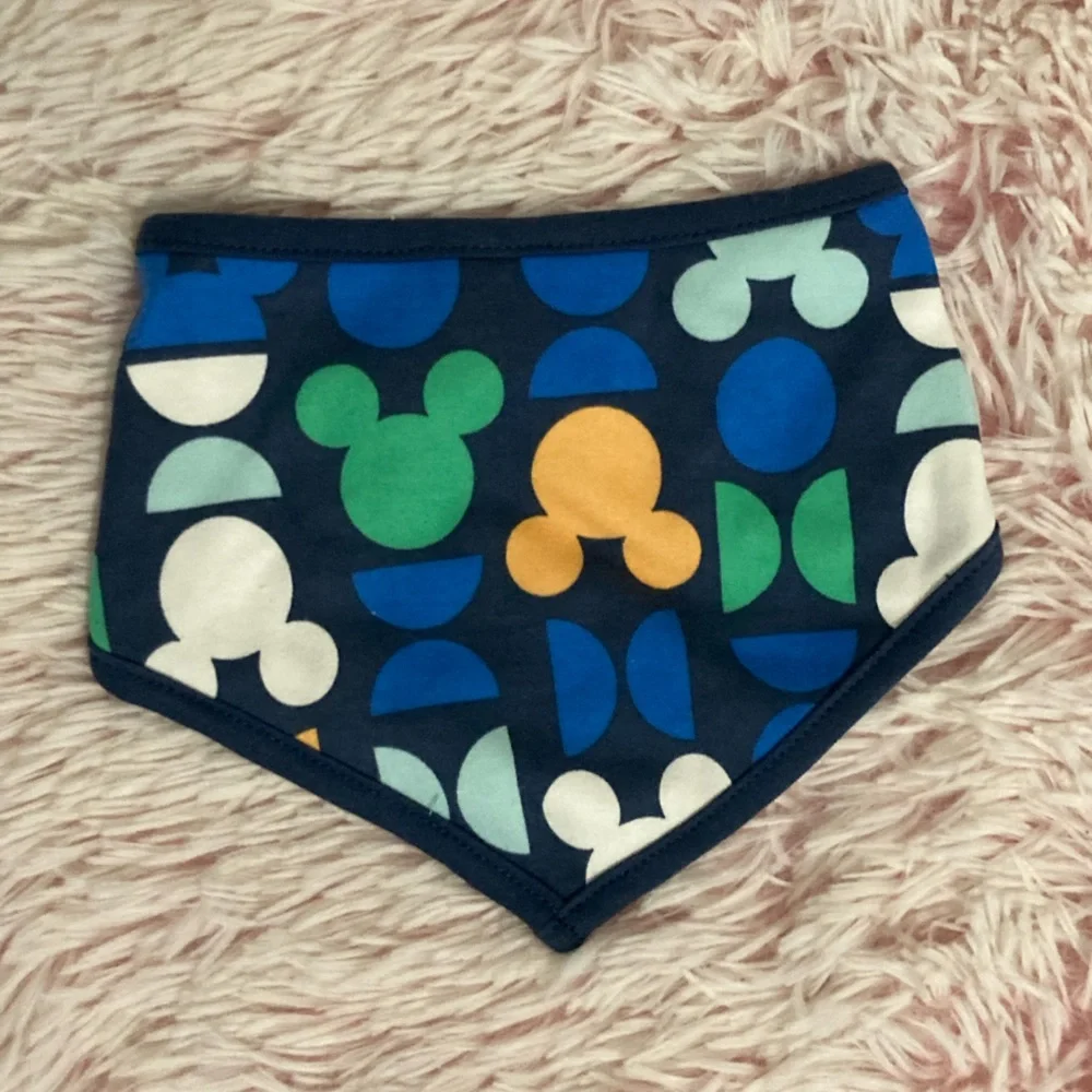 Mickey Mouse Bibs (6 pack)